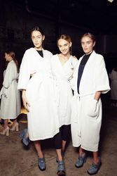 23013282_Ellery_backstage_1063147-1_og_o