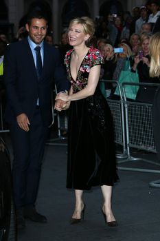 24301501_Cate_Blanchett_attends_the_Trut