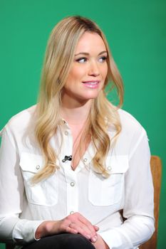 24395956_Katrina_Bowden_visits_On_Good_D