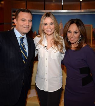 24395966_Katrina_Bowden_visits_On_Good_D