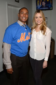 24395967_Katrina_Bowden_visits_On_Good_D