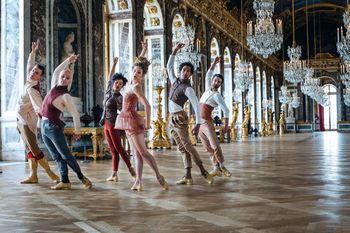 Jean-Michel Othoniel, à Versailles : le nouveau Bosquet du Théâtre d`Eau - Page 2 24396778_ladanceproject_4