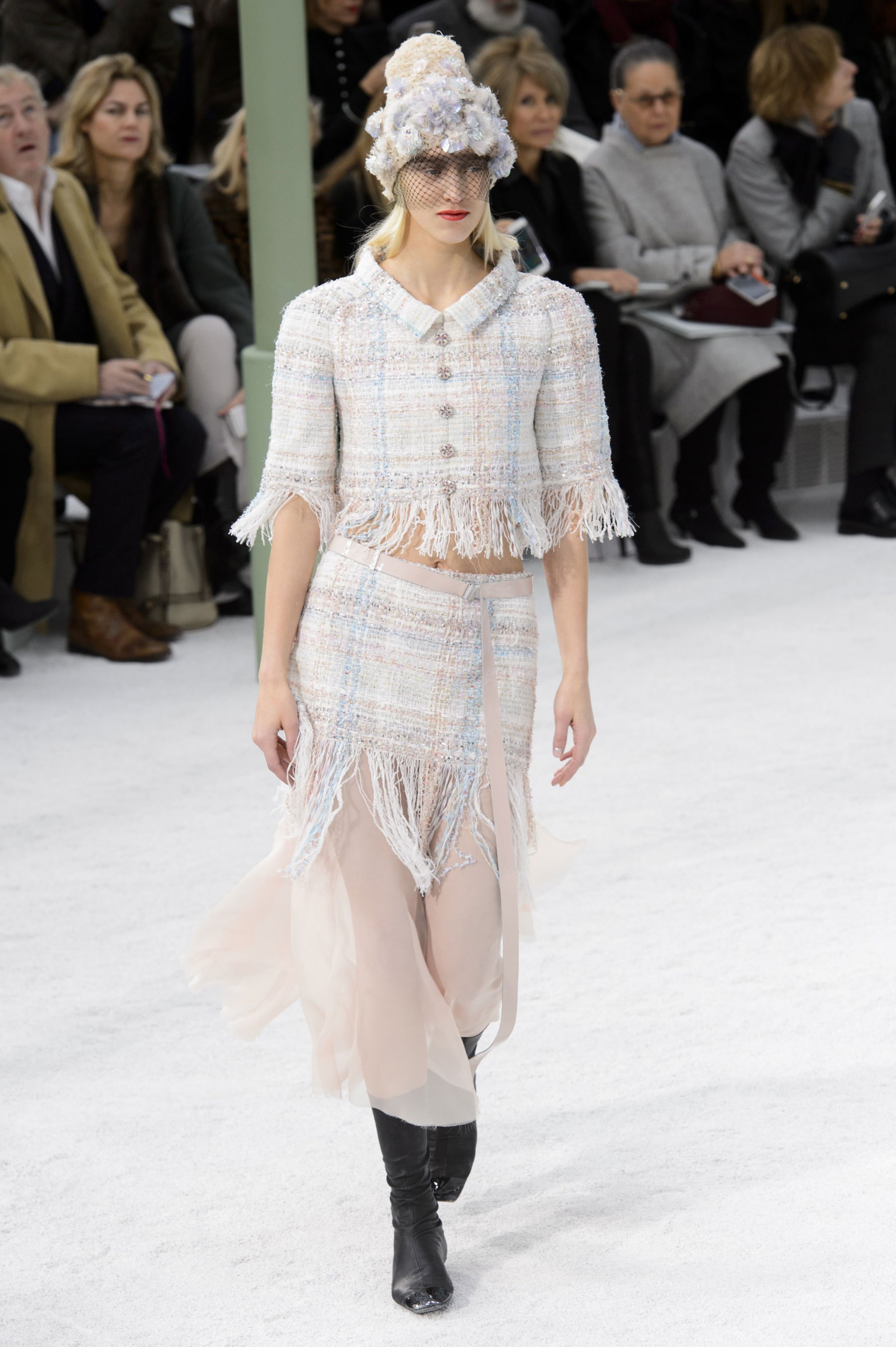 chanel haute couture spring 2015 pfw 28 berzina