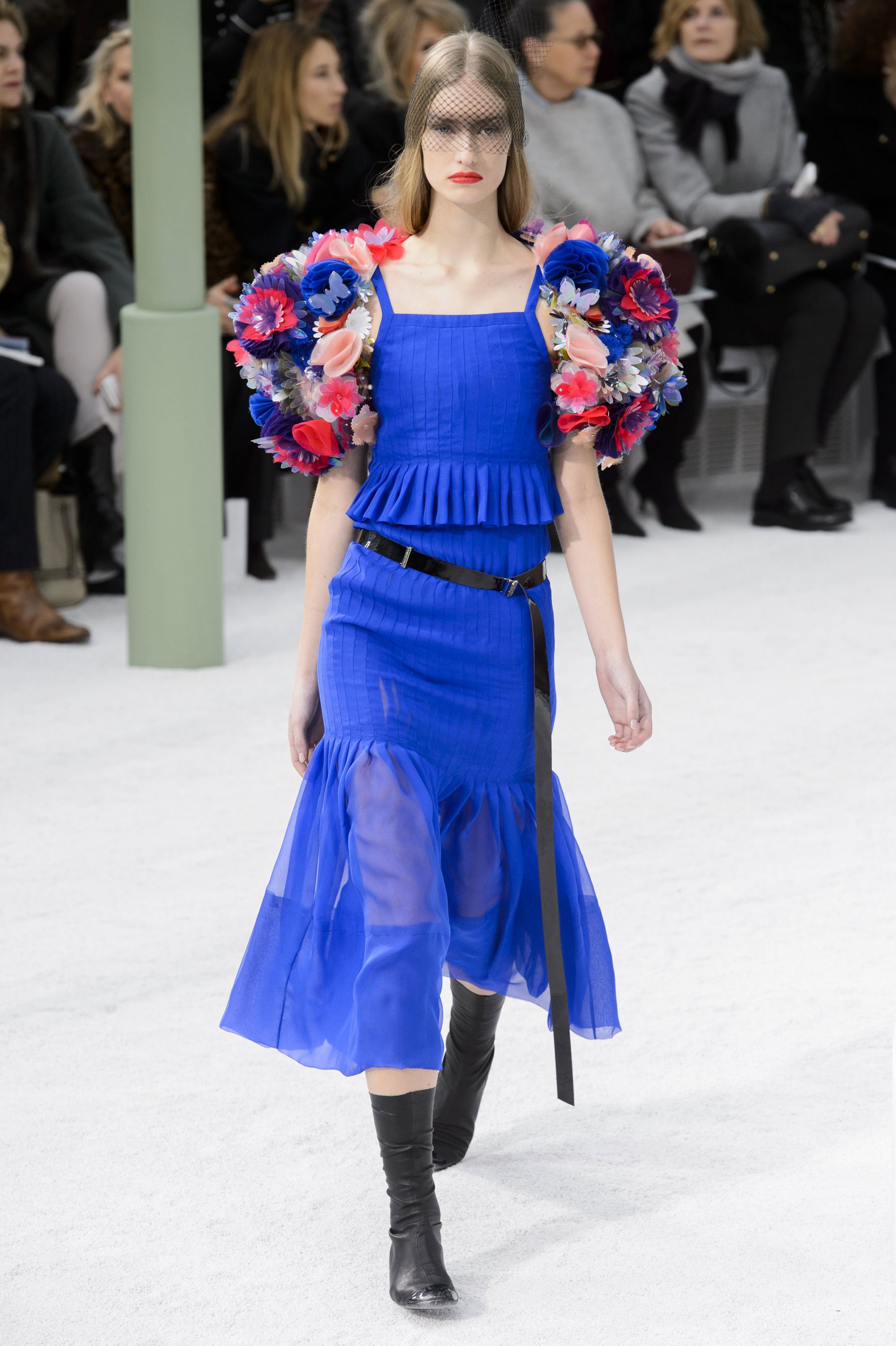 chanel haute couture spring 2015 pfw 44 namara