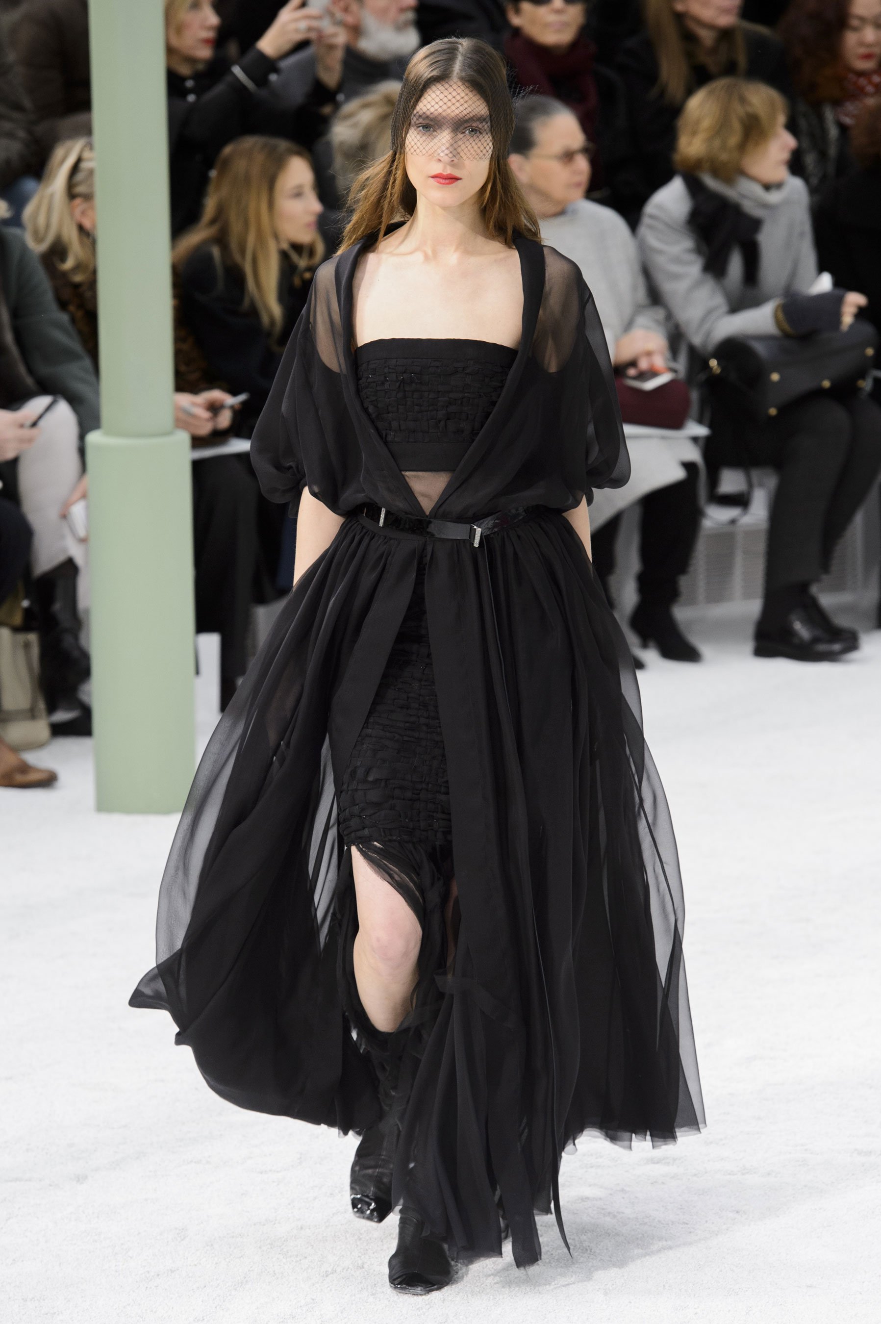 chanel haute couture spring 2015 pfw 36 kati