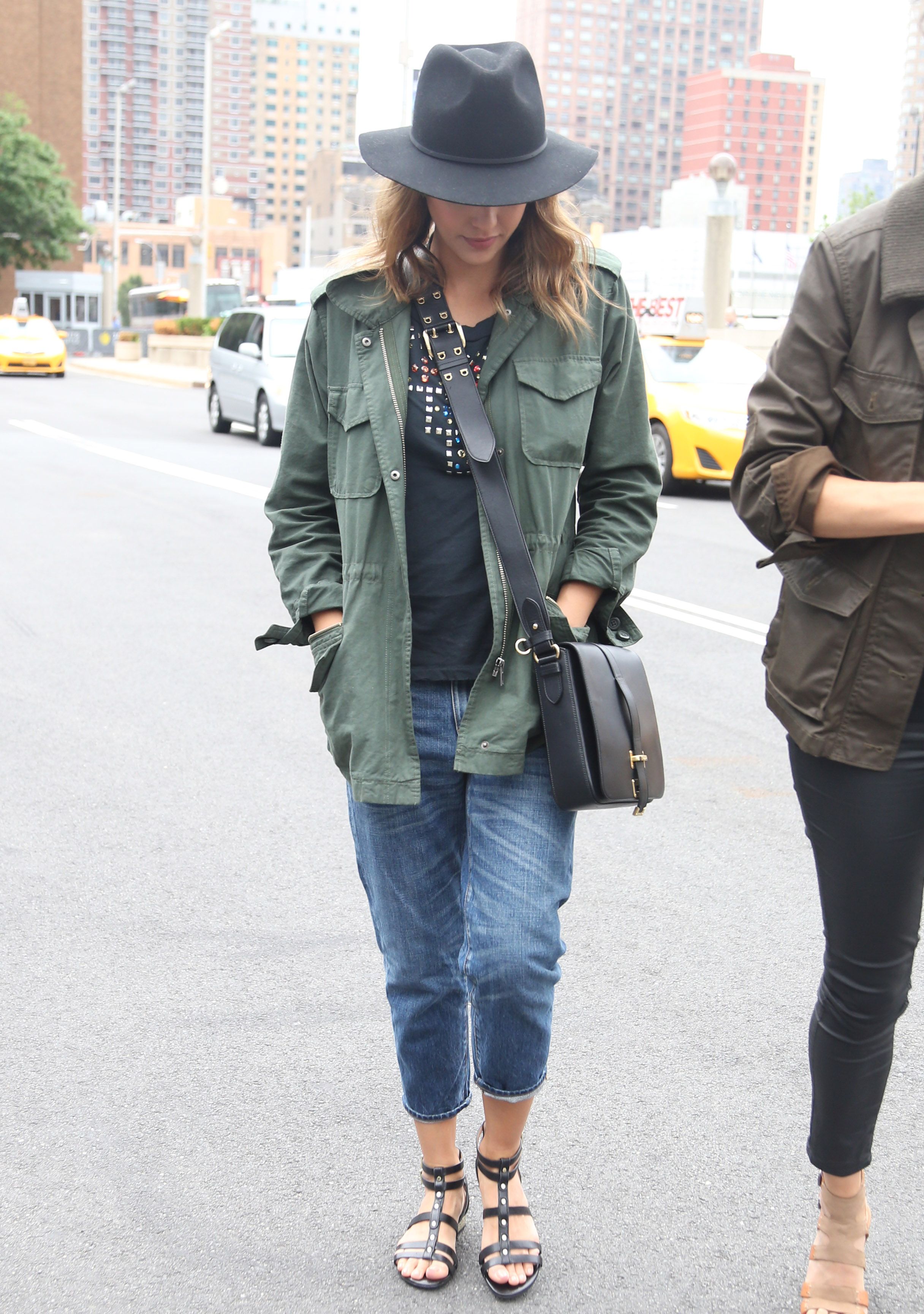 Jessica Alba out in New York 11 06 1